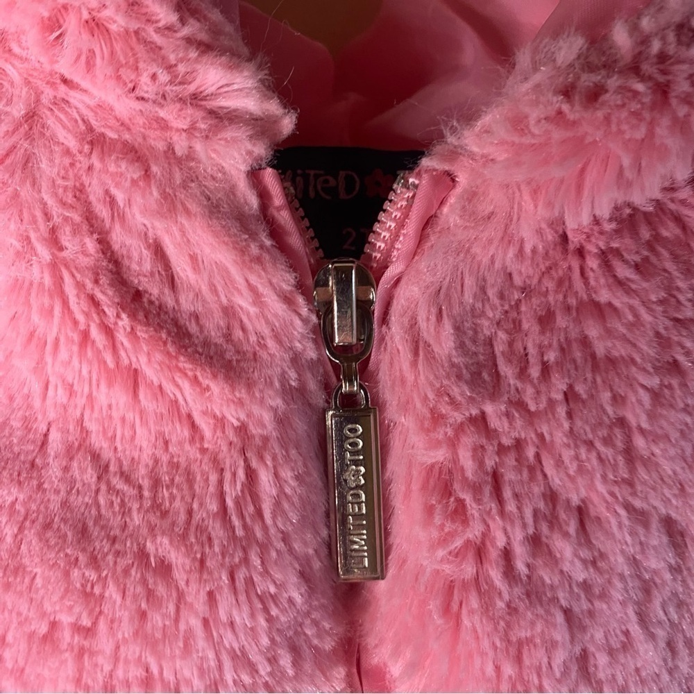 Vintage Y2K Limited Too Pink Faux Fur Vest Size 2T - Picture 2 of 7